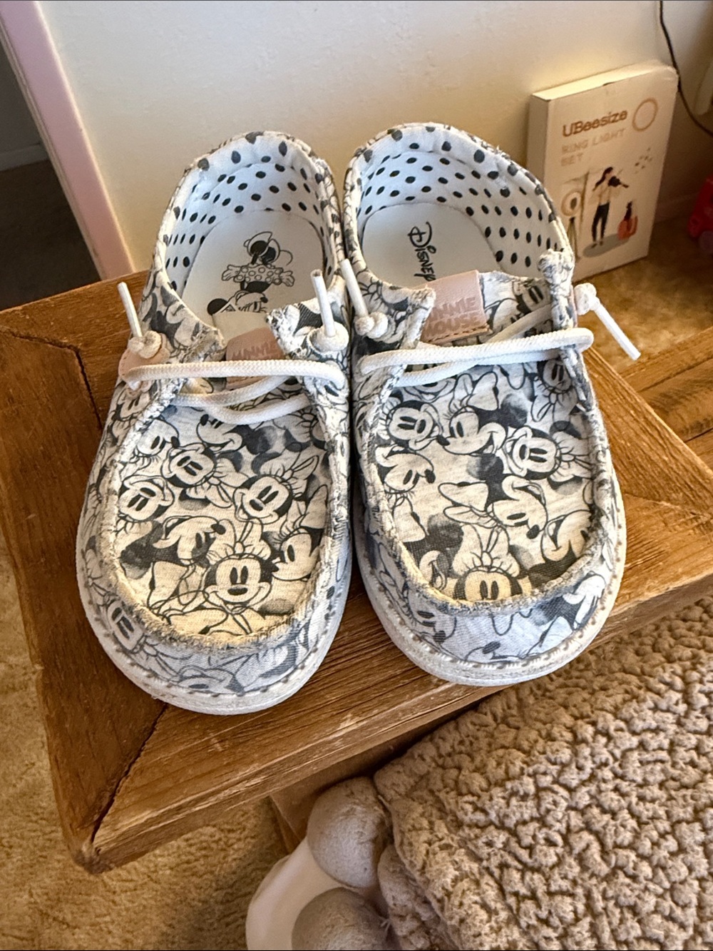 Disney Hey Dudes Gray and White Minnie Mouse for Kids